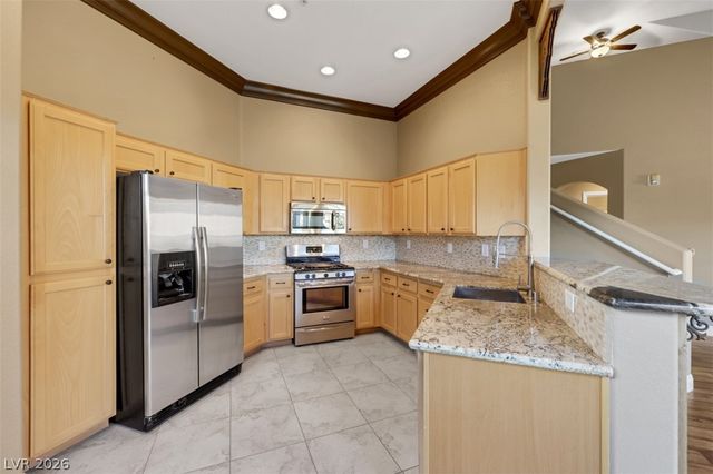 3975 North Hualapai Way 227, Las Vegas, NV 89129