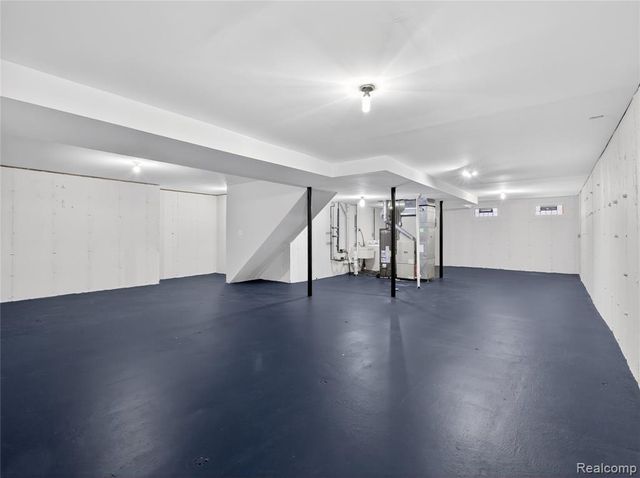 3039 Edgefield Drive, Waterford, MI 48328