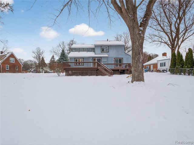 3039 Edgefield Drive, Waterford, MI 48328