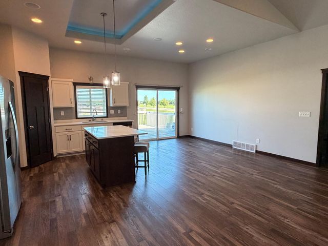 3914 31st Street S, Moorhead, MN 56560