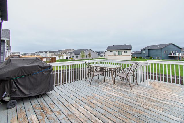 3914 31st Street S, Moorhead, MN 56560