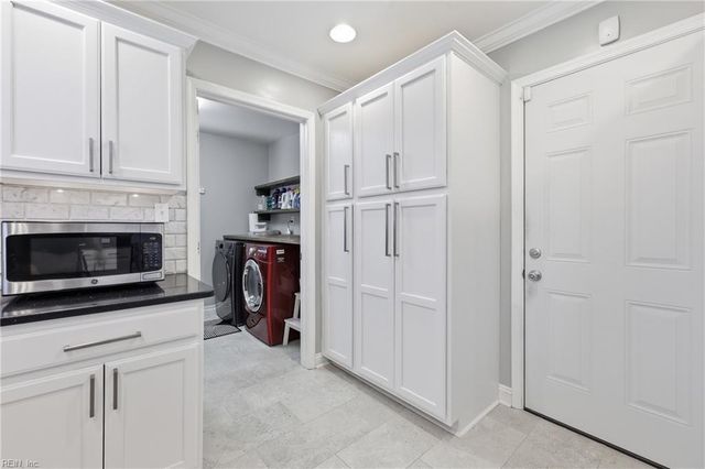 3012 Edinburgh DR, Virginia Beach, VA 23452