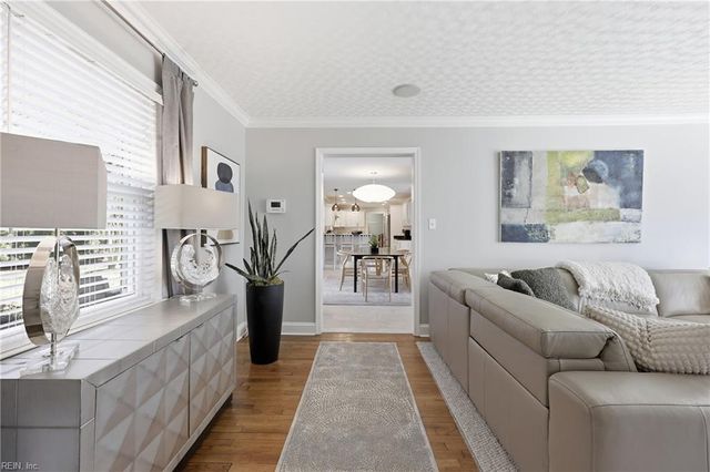 3012 Edinburgh DR, Virginia Beach, VA 23452