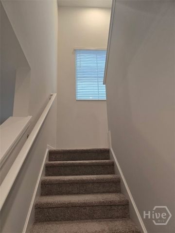 30 Ashmont Street, Savannah, GA 31407