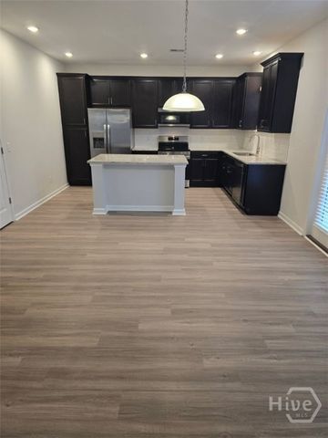 30 Ashmont Street, Savannah, GA 31407