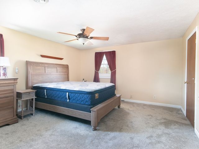 10 Cambridge Road, Nashua, NH 03062