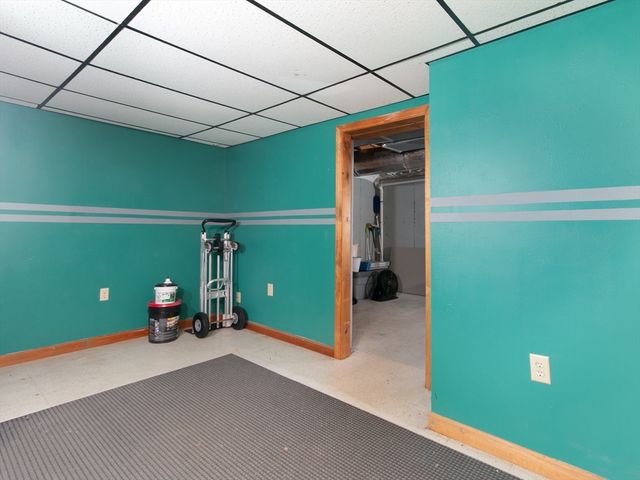 10 Cambridge Road, Nashua, NH 03062
