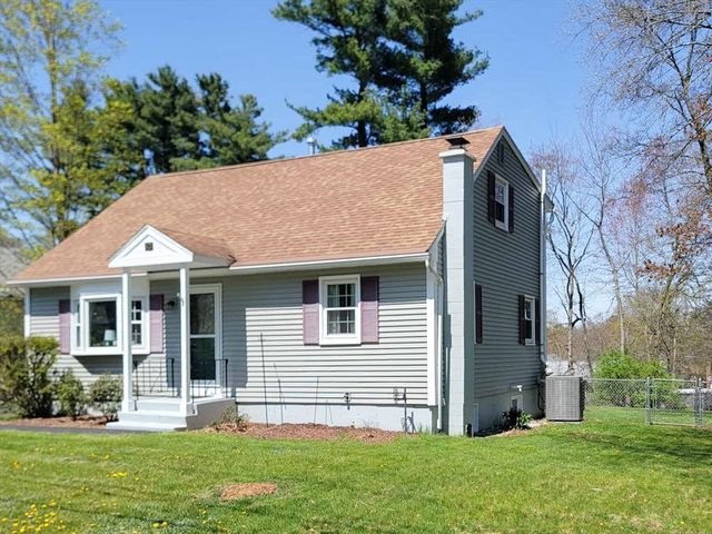 10 Cambridge Road, Nashua, NH 03062