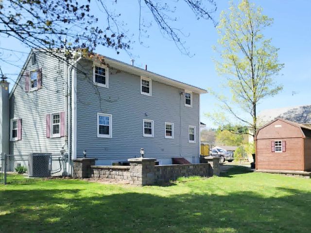 10 Cambridge Road, Nashua, NH 03062