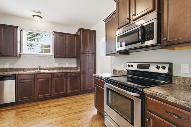 2029 Grandstand Dr, Lascassas, TN 37085