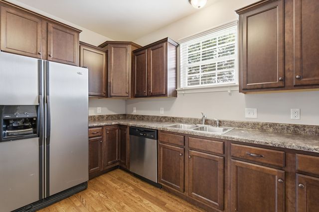 2029 Grandstand Dr, Lascassas, TN 37085