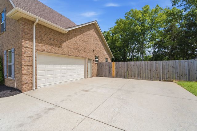 2029 Grandstand Dr, Lascassas, TN 37085