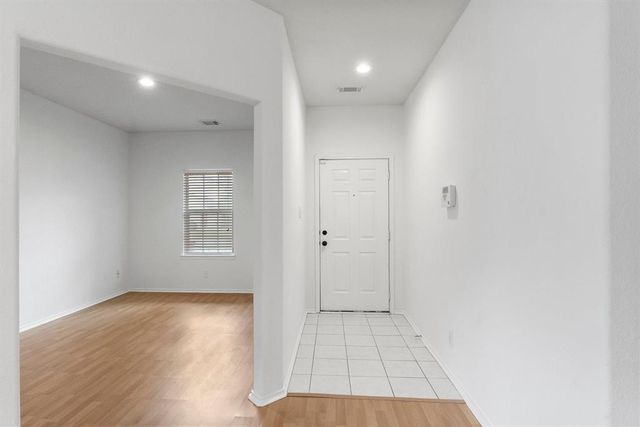 15026 Silhouette Ridge Drive, Humble, TX 77396
