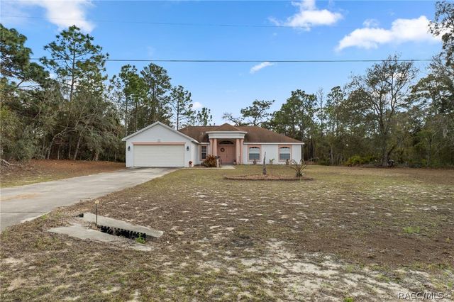 11284 Centralia Road, Weeki Wachee, FL 34614