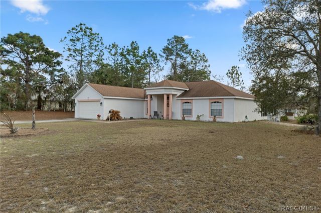 11284 Centralia Road, Weeki Wachee, FL 34614