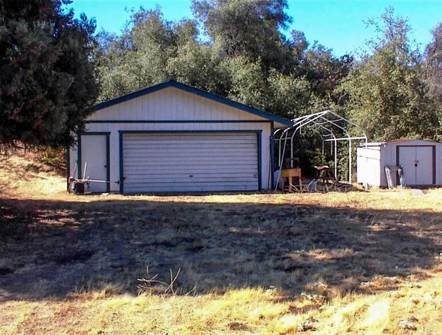 50245 Greenhill Road, Yokuts Valley, CA 93675