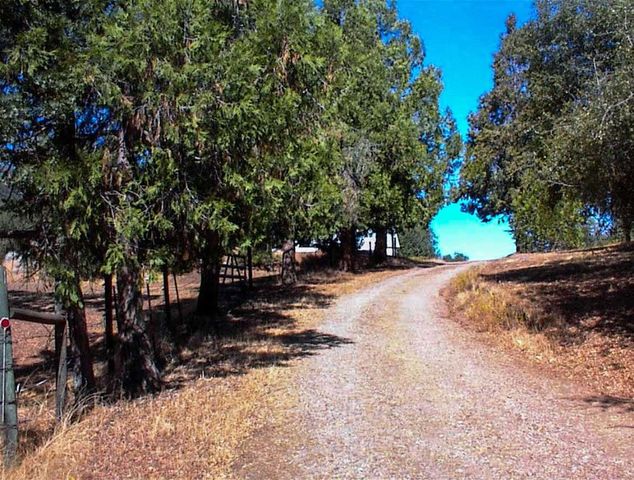 50245 Greenhill Road, Yokuts Valley, CA 93675