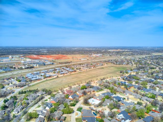 11217 Twisted Oak Road, Oklahoma City, OK 73120