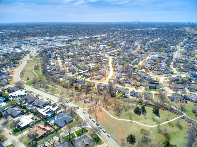 11217 Twisted Oak Road, Oklahoma City, OK 73120