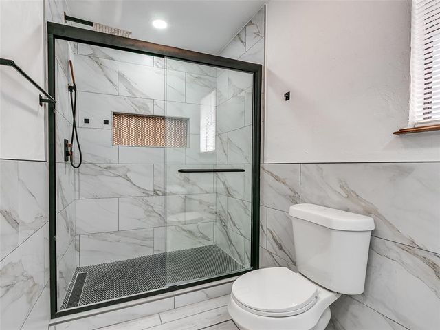 11217 Twisted Oak Road, Oklahoma City, OK 73120