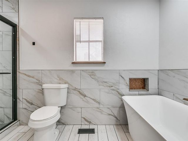 11217 Twisted Oak Road, Oklahoma City, OK 73120