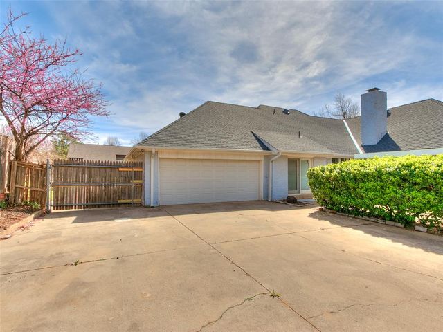 11217 Twisted Oak Road, Oklahoma City, OK 73120