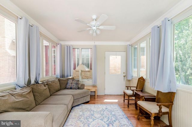 887 WOODBURY DR, Kearneysville, WV 25430