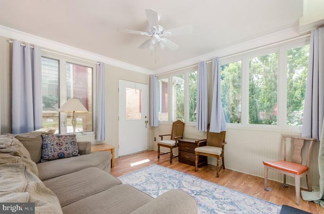 887 WOODBURY DR, Kearneysville, WV 25430