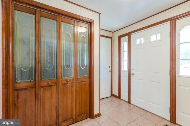 887 WOODBURY DR, Kearneysville, WV 25430
