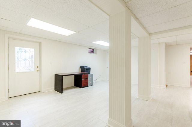 887 WOODBURY DR, Kearneysville, WV 25430