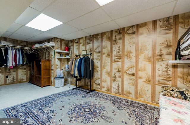 887 WOODBURY DR, Kearneysville, WV 25430