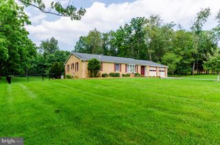 887 WOODBURY DR, Kearneysville, WV 25430