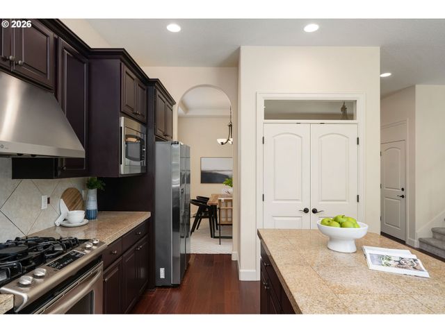 5119 Nw 140TH Ave, Portland, OR 97229