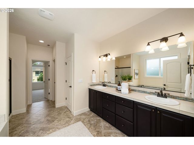 5119 Nw 140TH Ave, Portland, OR 97229