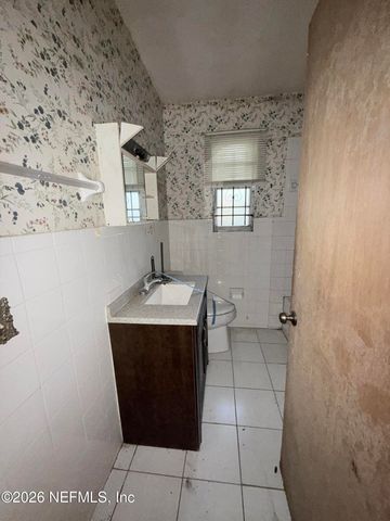 9129 TAMWORTH Road, Jacksonville, FL 32208