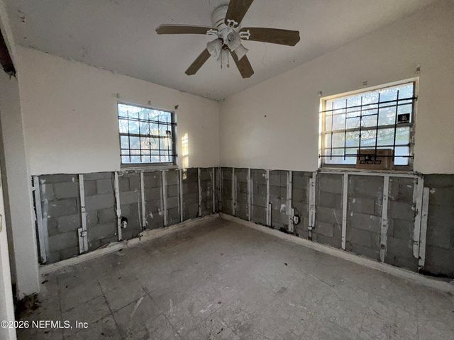 9129 TAMWORTH Road, Jacksonville, FL 32208