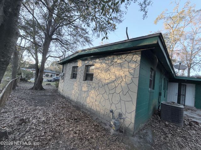 9129 TAMWORTH Road, Jacksonville, FL 32208