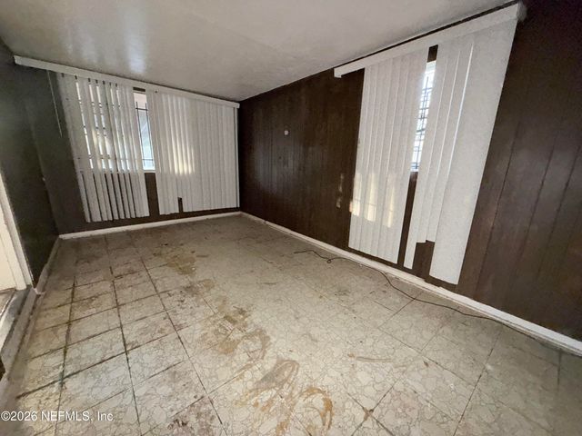 9129 TAMWORTH Road, Jacksonville, FL 32208