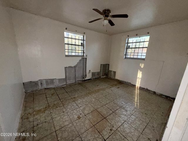 9129 TAMWORTH Road, Jacksonville, FL 32208