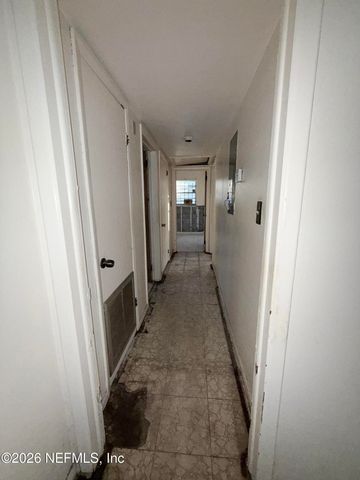 9129 TAMWORTH Road, Jacksonville, FL 32208