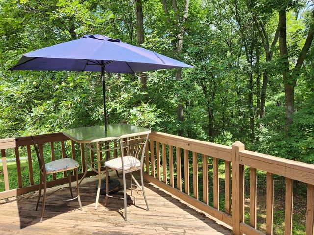 188 NEW MARKET RESERVOIR RD, New Market, VA 22844