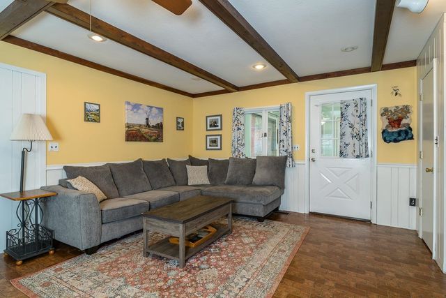 188 NEW MARKET RESERVOIR RD, New Market, VA 22844