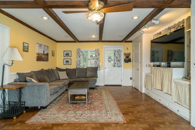 188 NEW MARKET RESERVOIR RD, New Market, VA 22844