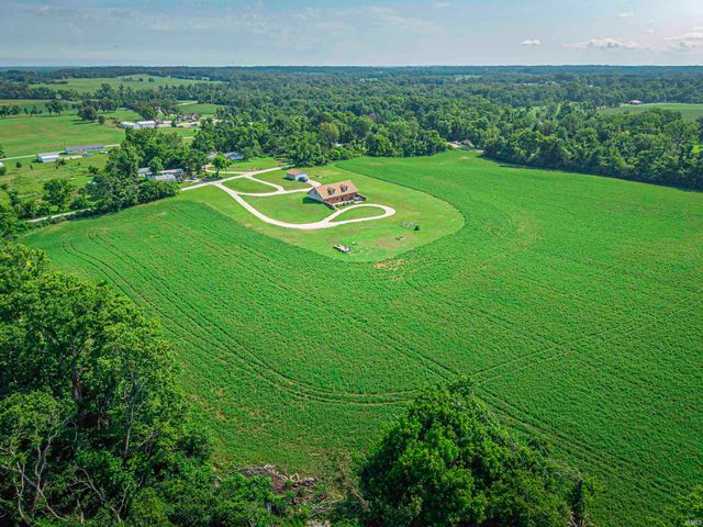 10083 W 565 S, Owensville, IN 47665