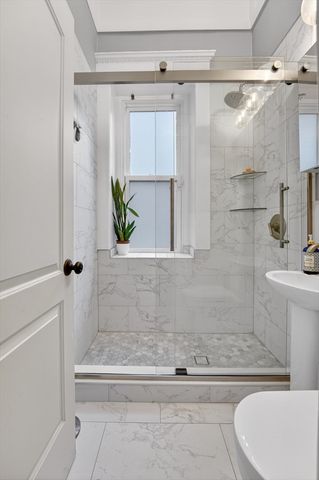 8 Garrison St 111, Boston, MA 02116