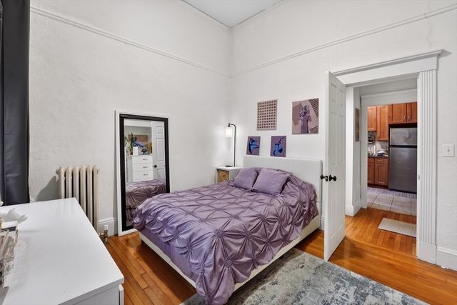 8 Garrison St 111, Boston, MA 02116