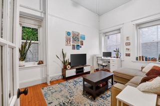 8 Garrison St 111, Boston, MA 02116