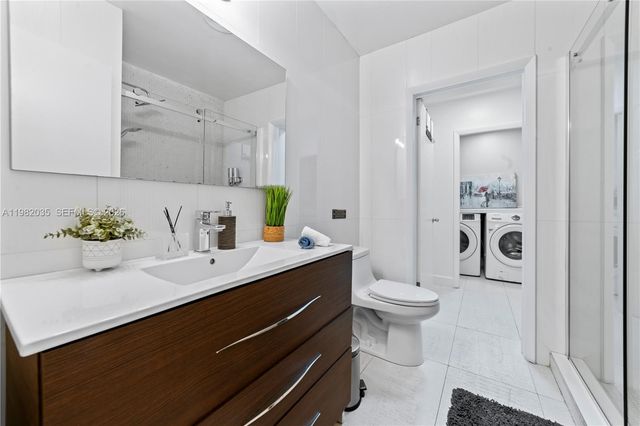 19440 NE 18th Pl, Miami, FL 33179