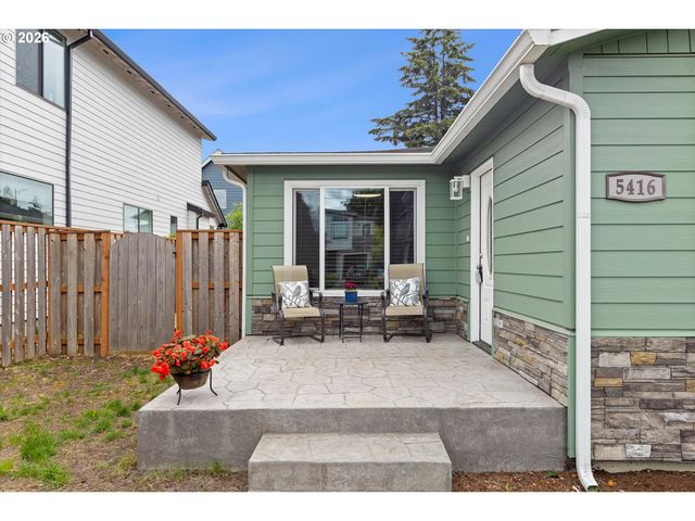 5416 Se KNAPP St, Portland, OR 97206