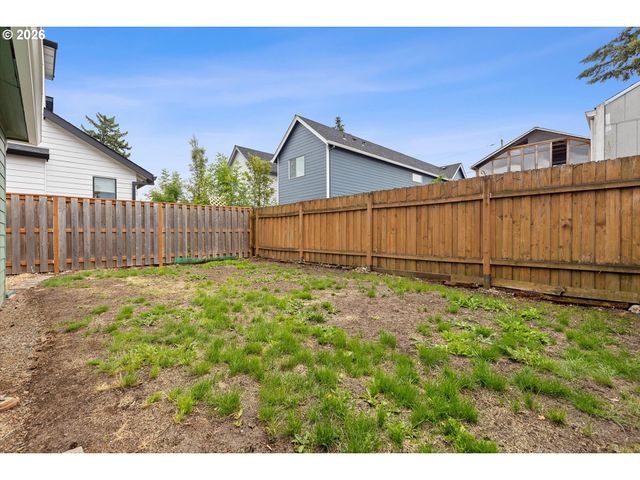 5416 Se KNAPP St, Portland, OR 97206